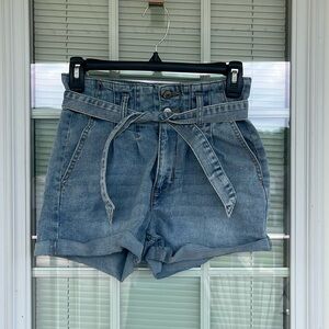 Almost Famous Rue21 Jean Shorts with Belt Size 3